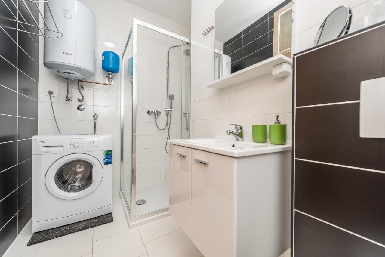 Antonio Apartments Sukošan Екстериор снимка