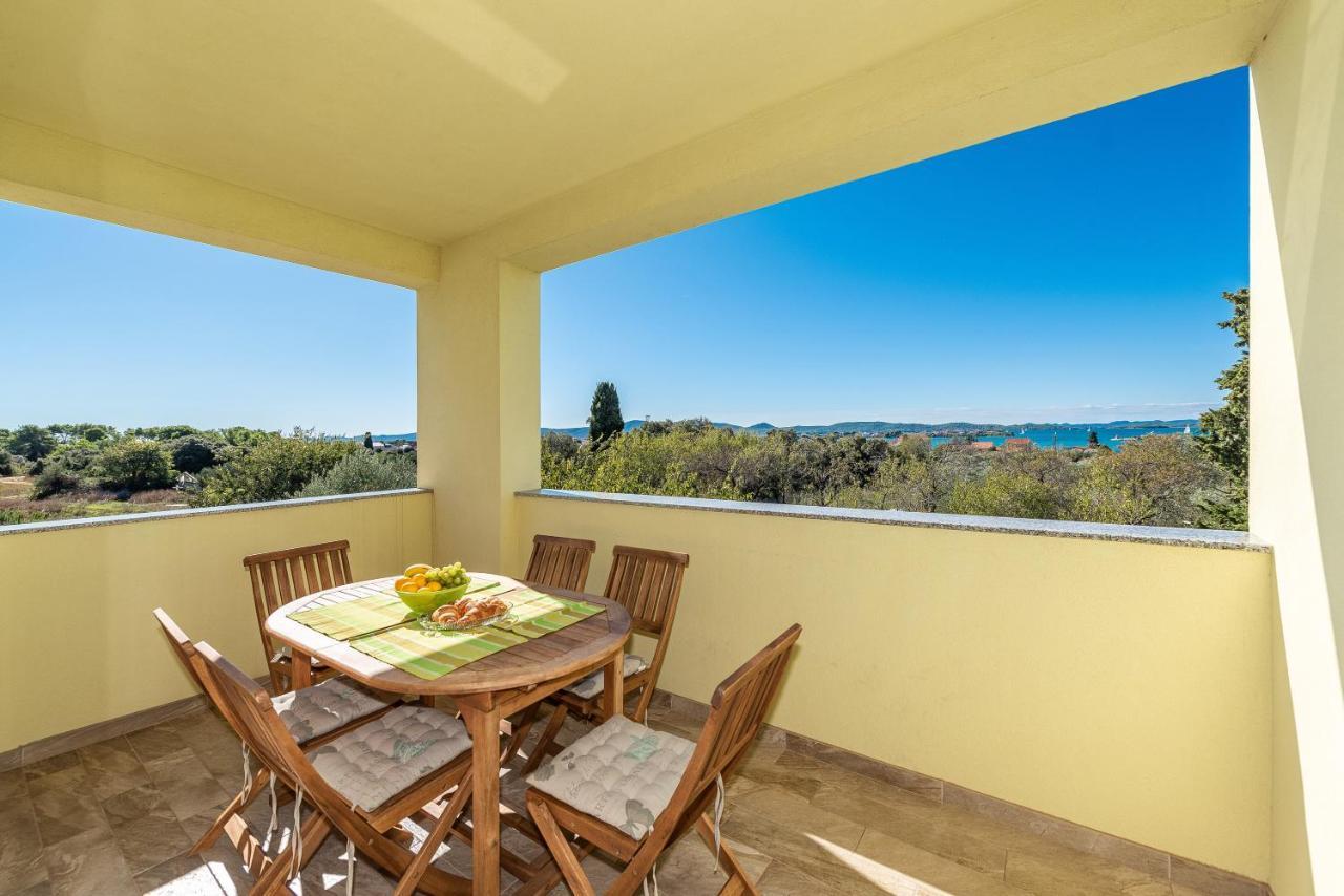Antonio Apartments Sukošan Екстериор снимка